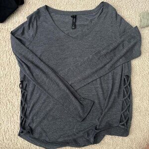 Aeropostale size small long sleeve grey top